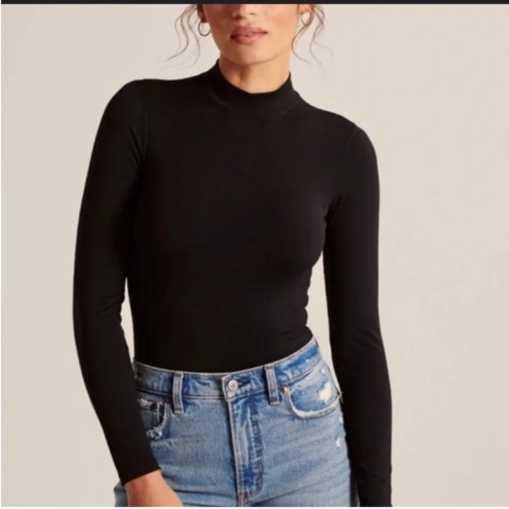 Abercrombie & Fitch Soft Collection Long Sleeve Bodysuit Womens M Black Cutout - Picture 2 of 15